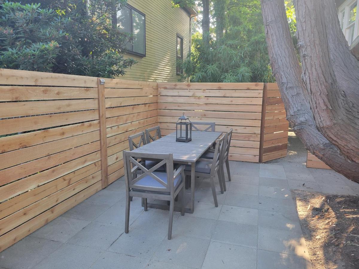 הוילה סיאטל Modern Craftsman Garden Patio In Georgetown מראה חיצוני תמונה